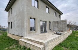 Casă tip Duplex în zona Titulescu