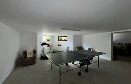 Casa de vanzare, 340mp, Zona Paulesti