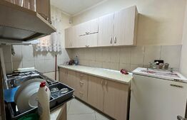 Casa de vanzare, 340mp, Zona Paulesti