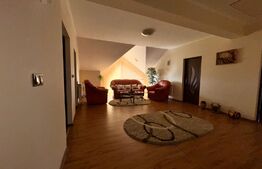 Casa de vanzare, 340mp, Zona Paulesti