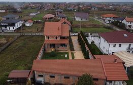 Casa de vanzare,6 camere ,480 mp, zona Vetis