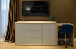 De vânzare  Hotel si afacere la cheie cu clientela formată 