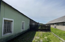 Hala de vanzare, 756mp construiti, zona  Gherta Mica