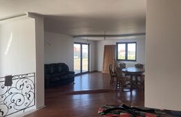 Casa de vanzare | 384mp construiti | Botiz