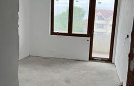 Apartament de 3 camere, 2 balcoane, 93 mp, etaj 1