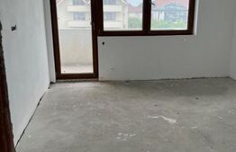 Apartament de 3 camere, 2 balcoane, 93 mp, etaj 1