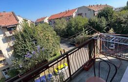 Apartament de vanzare , 70 mp , Zona Carpati 2