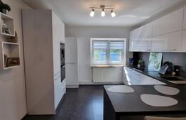 Apartament 3 camere, zona Carpati 2 Parter