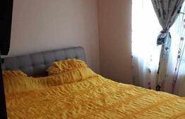 Apartament 2 camere, zona Micro14 , cu acoperiș și balcon inchis