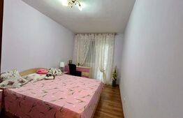 Apartament 3 camere  in Micro 16 foarte spatios 2 bai si 2 balcoane 
