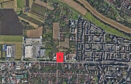 Teren Comercial de 82 Ari, Zona Strada Careiului