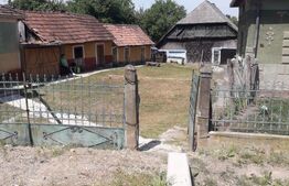 Două Case Tradiționale în Homorodul de Sus