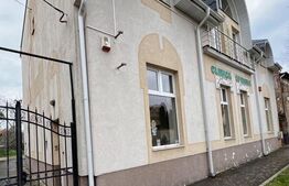 Casa de vanzare , anterior clinica medicala , 1174mp, 30 camere 