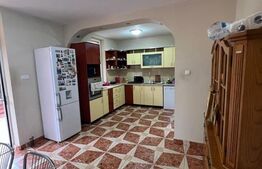 Casa individuala 350 mp, uz comercial, zona micro 17