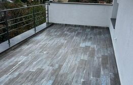 Casă în Zona Strada Botizului