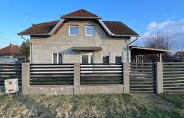 Casa P+M cu doua fronturi ,teren 400 mp,în Lazuri