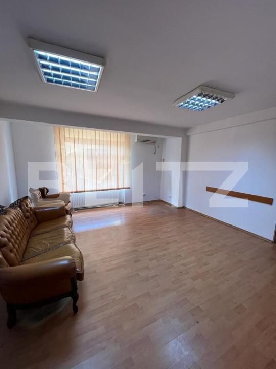 Spațiu birouri de închiriat Central - 139874SIB | BLITZ Satu Mare | Poza2