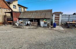Casa bătrânească cu anexe , teren de 4200mp, zona Madaras