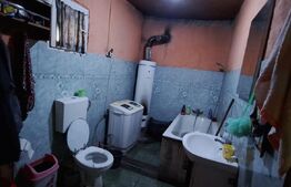 Casa bătrânească cu anexe , teren de 4200mp, zona Madaras