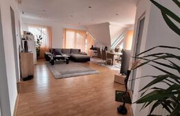 Casa de vanzare ,  220mp , zona AquaStar