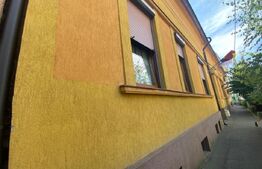 Oportunitate !!!Casa semicentrala cu 2 apartamente 