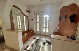 Casa de vanzare  , 258.00 utili + 418 teren, zona Closca 