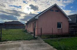 Vânzare Casă Spațioasă cu Două Unități Locative Separate - Botiz