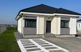 Casă Compactă cu 3 dormitoare, 74 mp utili