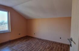 Casa de vanzare, zona Paulesti