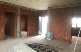 Casă Semifinisată, între Odoreu și Mărtinești