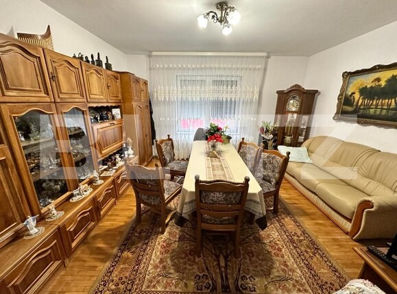 Apartament de vânzare 3 camere Semicentral - 152422AV | BLITZ Satu Mare | Poza1