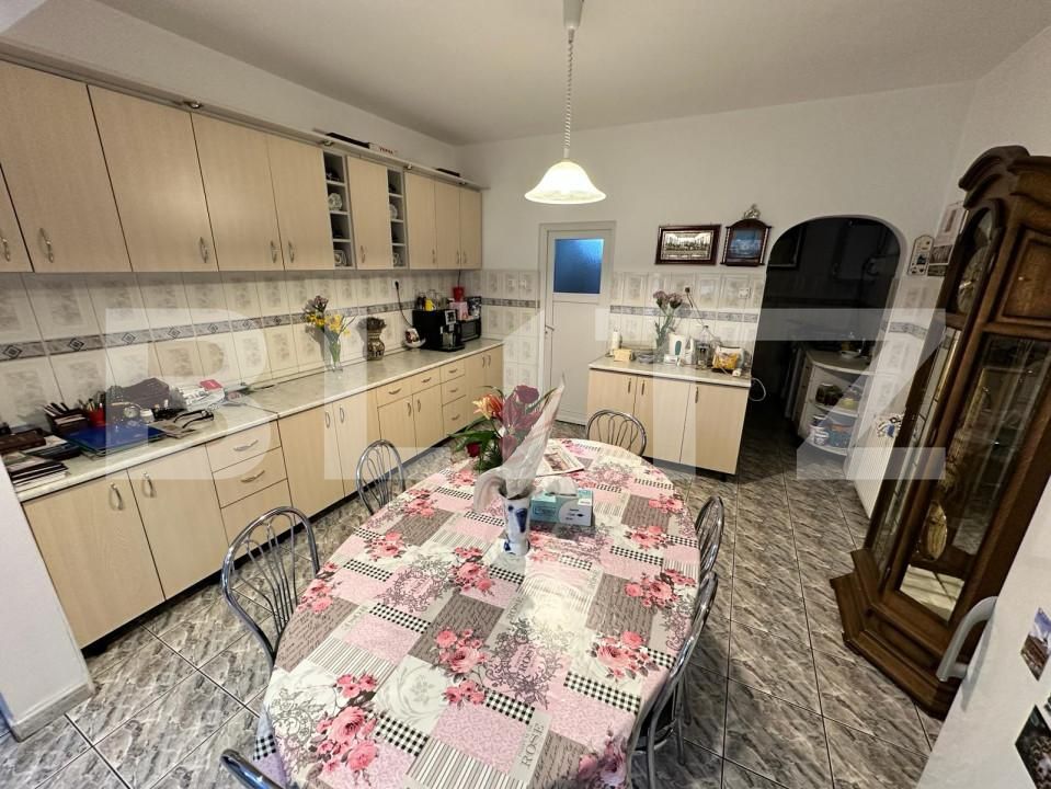 Casa de vânzare 6 camere Semicentral - 152424CV | BLITZ Satu Mare | Poza2