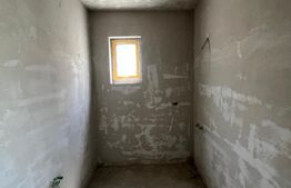 Casă Semifinisată în Mărtinești