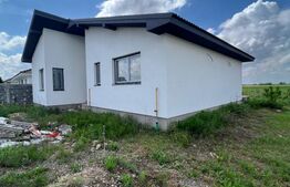 Casă Semifinisată în Mărtinești