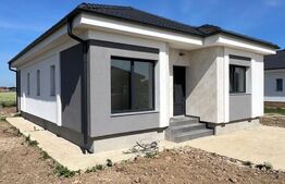 Casă la cheie între Odoreu și Mărtinești 