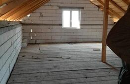 Casa la rosu 205mp + teren 1500 mp in Satmarel