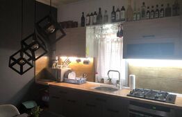 Casa, Hurezu Mare, cu 2 fronturi 