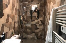 Casa, Hurezu Mare, cu 2 fronturi 