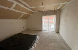 Casă spațioasă, cartierul Micro 17