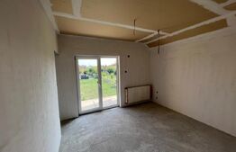 Casă spațioasă, cartierul Micro 17