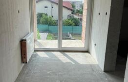 Casă spațioasă, cartierul Micro 17