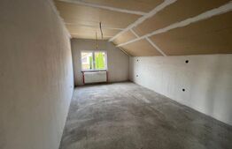 Casă spațioasă, cartierul Micro 17