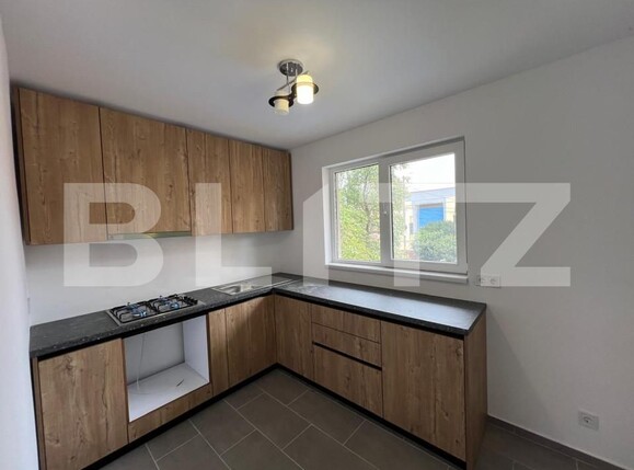 Casa de vânzare 8 camere 14 Mai - 159394CV | BLITZ Satu Mare | Poza1