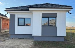 Casă la cheie cu 4 camere, 80 mp