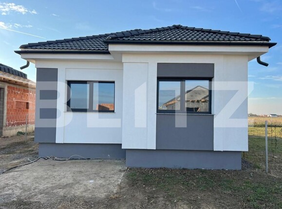 Casa de vânzare 4 camere Est - 160986CV | BLITZ Satu Mare | Poza1