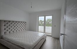 Apartament 5 camere, 120mp, Micro 16