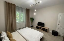 Apartament de vanzare, 3 camere, 66 mp, zona centrala