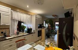 De vanzare casa  cu 6 camere, 480 mp, zona Vetis