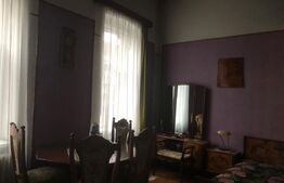 De vanzare casa , 250 mp, doua fronturi  , zona Centrala