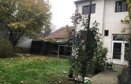 De vanzare casa , 250 mp, doua fronturi  , zona Centrala